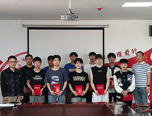 “实践长才干,历练出人才”——航空工程系召开20级学生实习表彰大会