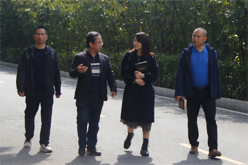 芦淞区董家塅片区管委会副主任曾超群一行来万搏体育调研产教融合工作