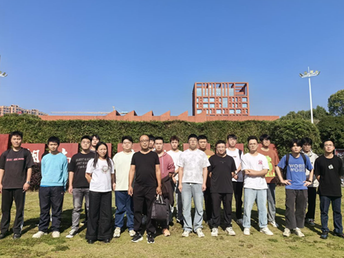 万搏体育2025届学生顶岗实习选拔工作已经全面完成