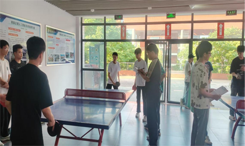 电气工程系班级乒乓球赛圆满落幕 机电技师2002班勇夺桂冠